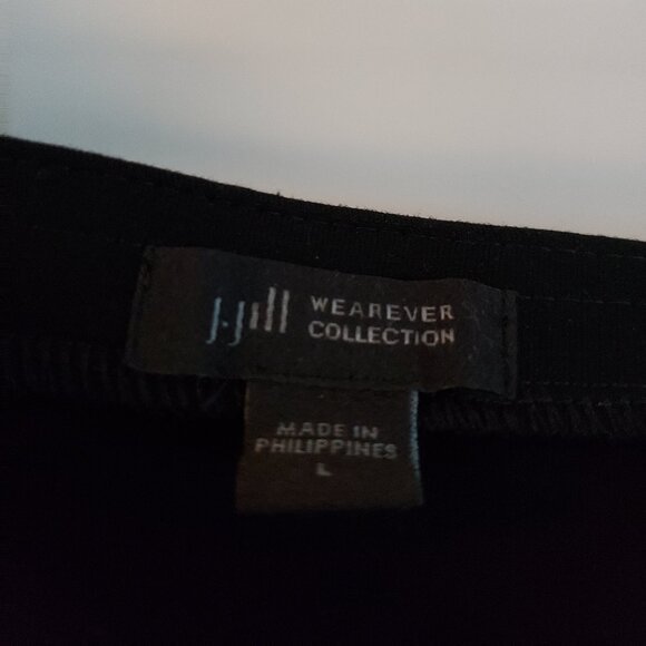 J Jill Wearever black jersey skirt with side ruffle. - Picture 3 of 3